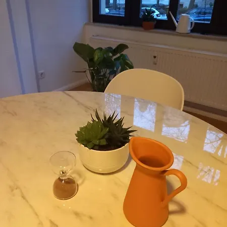 דירה Im Gruenderzeitviertel Mit Stellplatz קמניץ