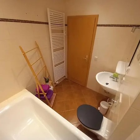 Apartment Im Gruenderzeitviertel Mit Stellplatz