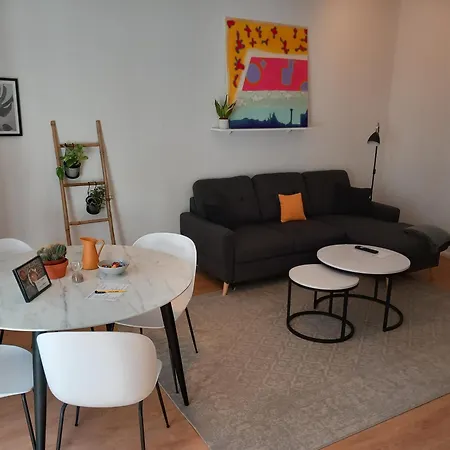 Im Gruenderzeitviertel Mit Stellplatz Apartment Chemnitz